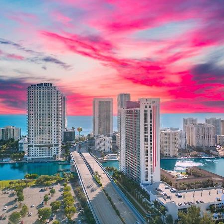 Amenities Balcony W Stunning Views-Beachfront Hallandale Beach Luaran gambar